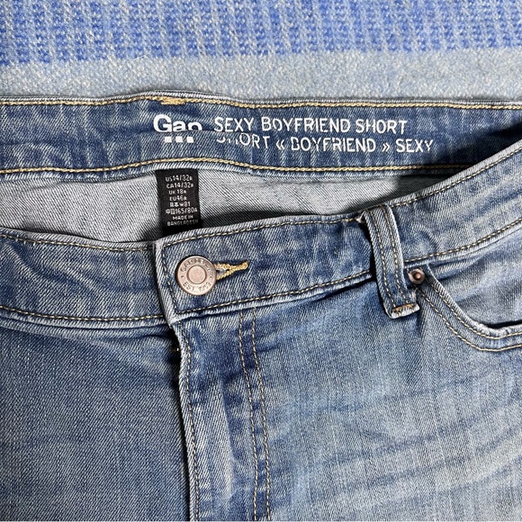GAP Sexy Boyfriend Short Good Condition Sz 14 - Picture 2 of 3
